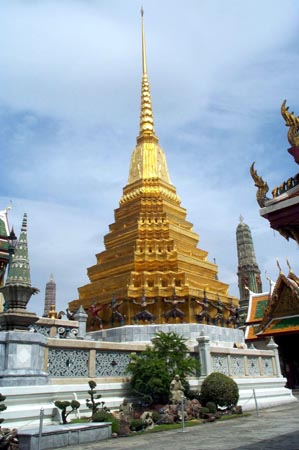 grand_palace_mondrop